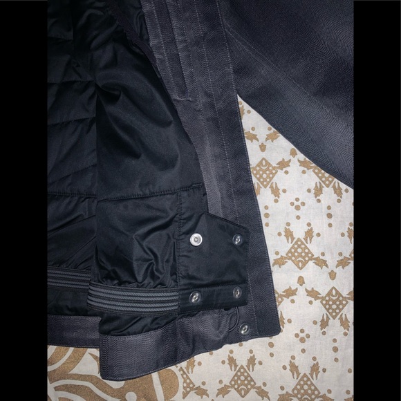 women’s marmot coat - Picture 10 of 10